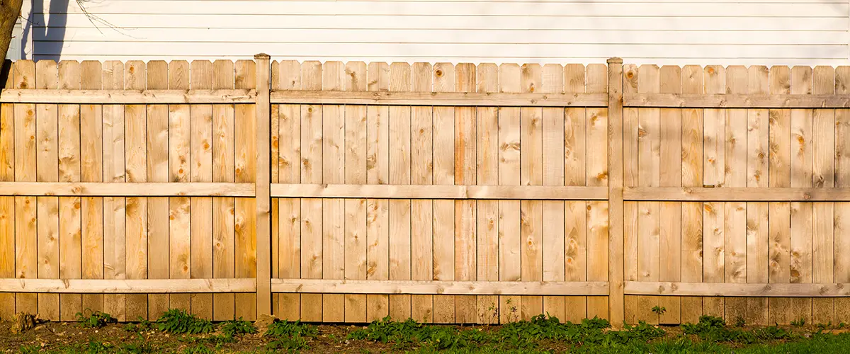 Cedar privacy wood fence